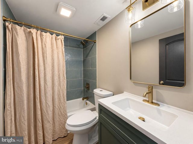 262 LEA LN, Warminster, PA 18974