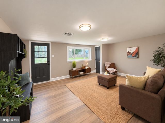 262 LEA LN, Warminster, PA 18974