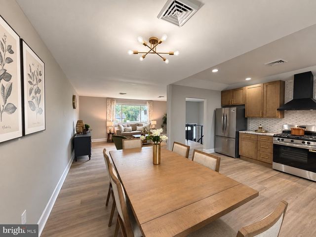262 LEA LN, Warminster, PA 18974