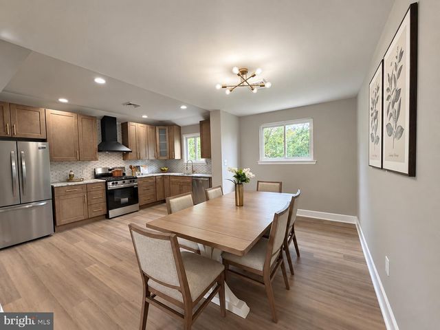 262 LEA LN, Warminster, PA 18974