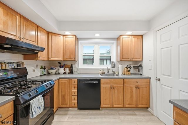 2 Heritage Dr H, Chatham Twp., NJ 07928