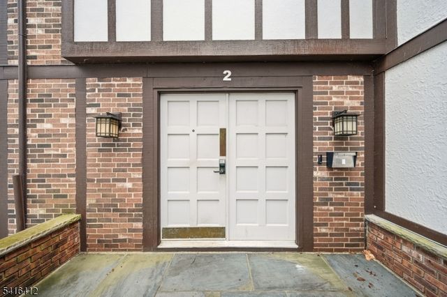 2 Heritage Dr H, Chatham Twp., NJ 07928