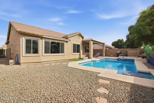 8541 E NEVILLE Avenue E, Mesa, AZ 85209