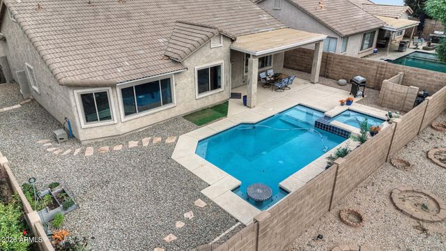 8541 E NEVILLE Avenue E, Mesa, AZ 85209