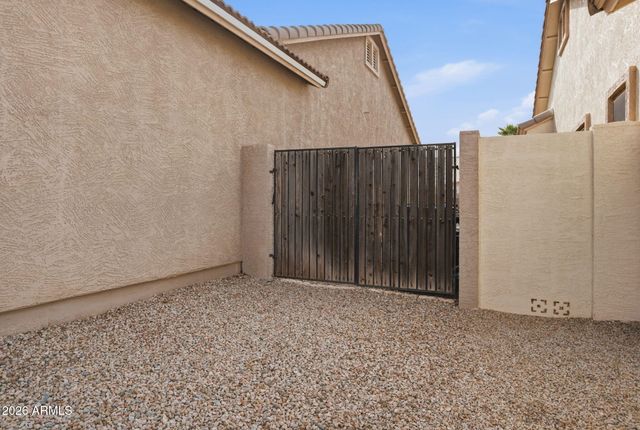 8541 E NEVILLE Avenue E, Mesa, AZ 85209