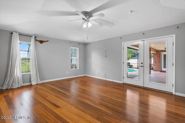 10087 PEBBLE RIDGE Drive N, Jacksonville, FL 32220