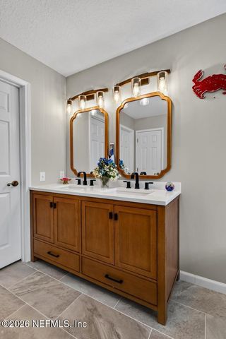 10087 PEBBLE RIDGE Drive N, Jacksonville, FL 32220