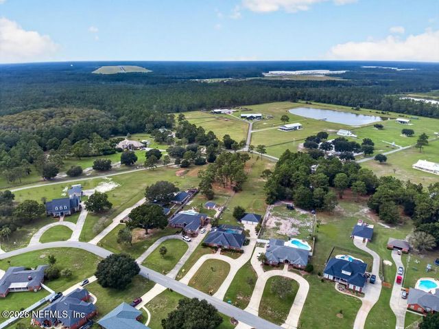 10087 PEBBLE RIDGE Drive N, Jacksonville, FL 32220