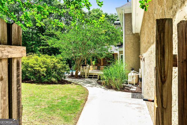 324 Chimney Sweep Circle, Peachtree City, GA 30269