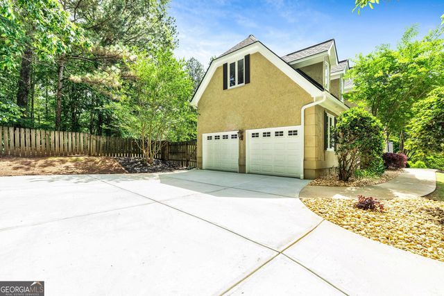 324 Chimney Sweep Circle, Peachtree City, GA 30269