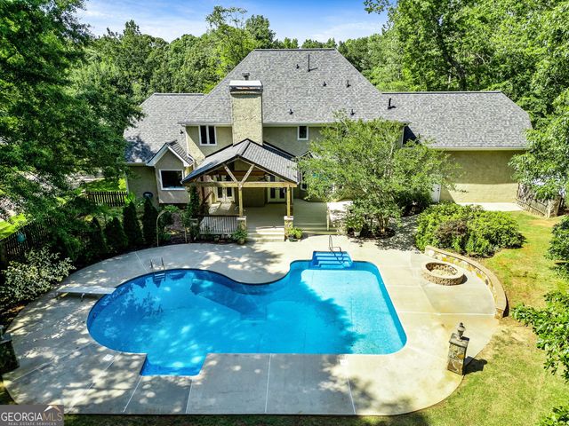 324 Chimney Sweep Circle, Peachtree City, GA 30269
