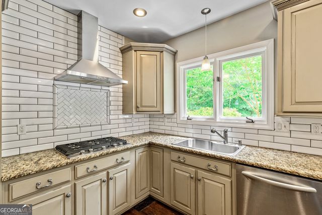 324 Chimney Sweep Circle, Peachtree City, GA 30269