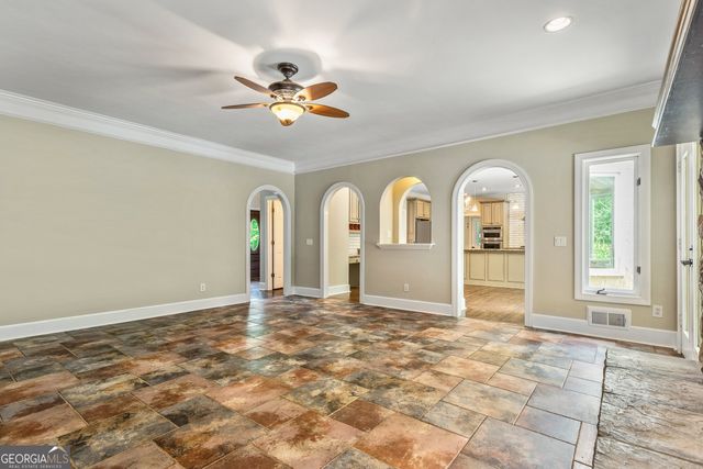 324 Chimney Sweep Circle, Peachtree City, GA 30269