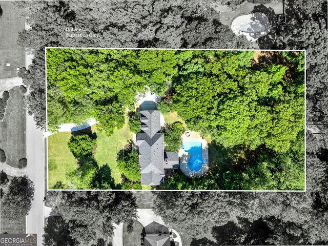 324 Chimney Sweep Circle, Peachtree City, GA 30269