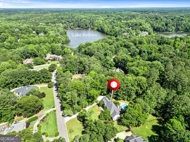324 Chimney Sweep Circle, Peachtree City, GA 30269