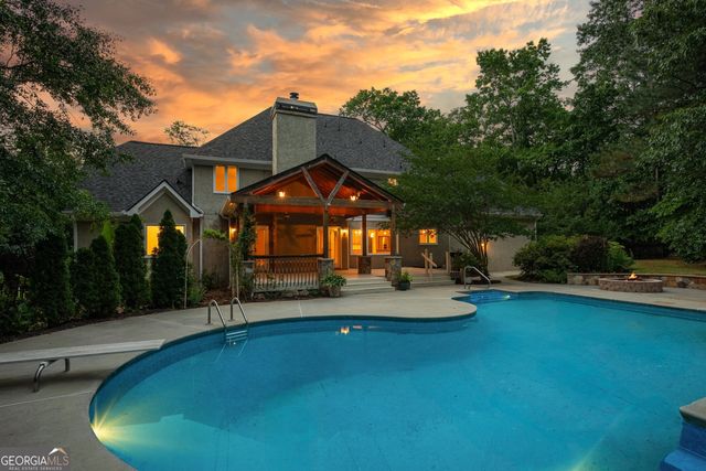 324 Chimney Sweep Circle, Peachtree City, GA 30269