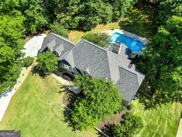 324 Chimney Sweep Circle, Peachtree City, GA 30269