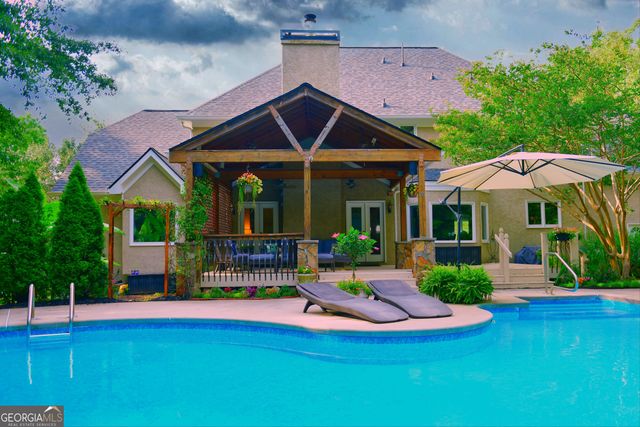 324 Chimney Sweep Circle, Peachtree City, GA 30269