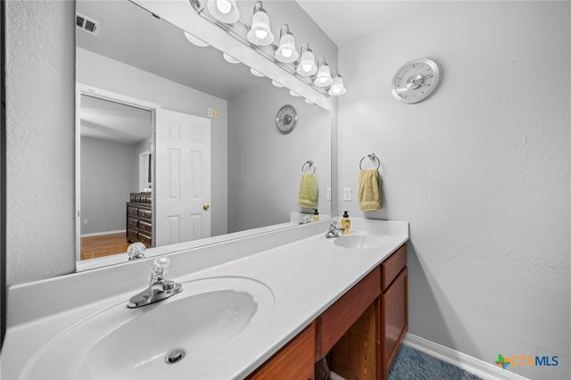 5423 Whistle Stop Drive, Temple, TX 76502