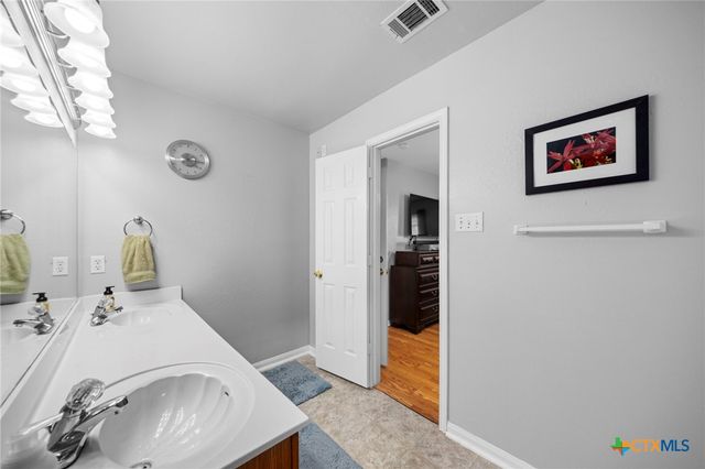 5423 Whistle Stop Drive, Temple, TX 76502