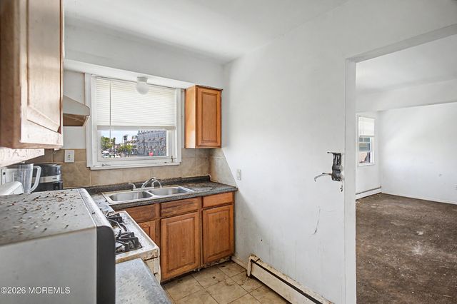 120 Lincoln Avenue, Seaside Heights, NJ 08751