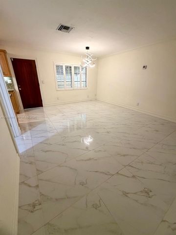 2844 Coconut Avenue A, Miami, FL 33133