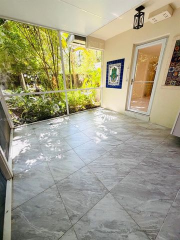 2844 Coconut Avenue A, Miami, FL 33133