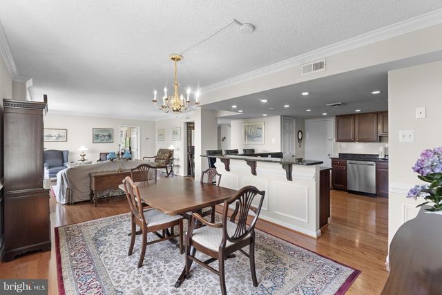 1515 S ARLINGTON RIDGE RD #402, Arlington, VA 22202
