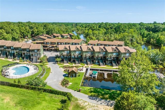 311 Magnolia Avenue 44, Satsuma, AL 36572