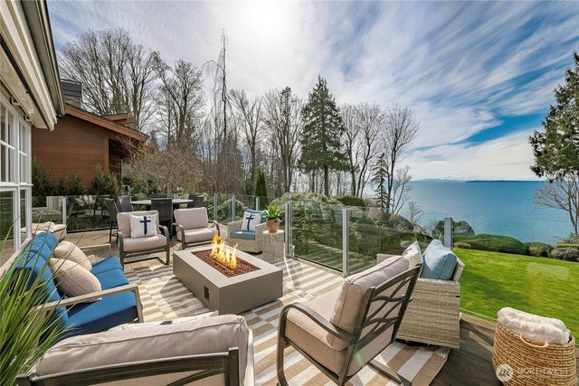 9045 Shearwater Road, Blaine, WA 98230