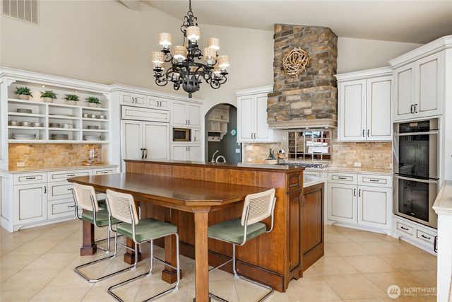 9045 Shearwater Road, Blaine, WA 98230