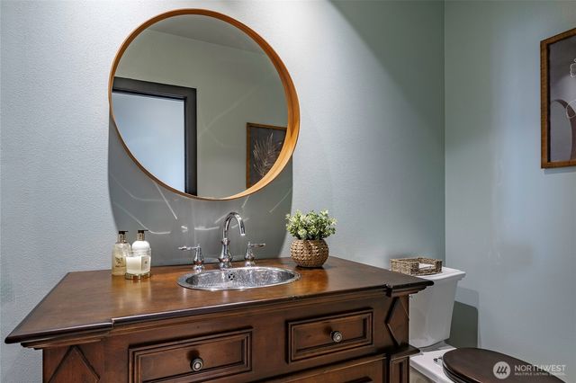 9045 Shearwater Road, Blaine, WA 98230