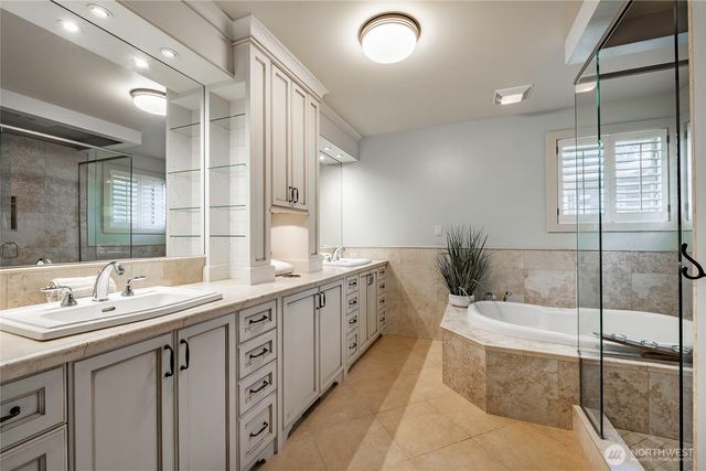 9045 Shearwater Road, Blaine, WA 98230