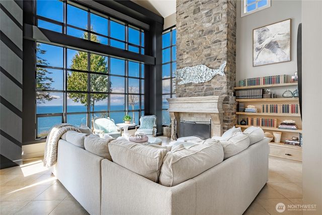 9045 Shearwater Road, Blaine, WA 98230