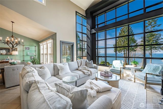 9045 Shearwater Road, Blaine, WA 98230