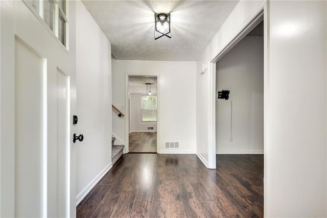 597 Field Cliff Drive, Stone Mountain, GA 30087