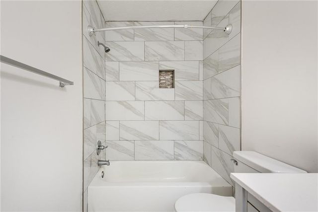597 Field Cliff Drive, Stone Mountain, GA 30087