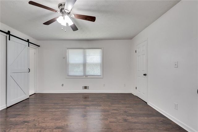 597 Field Cliff Drive, Stone Mountain, GA 30087