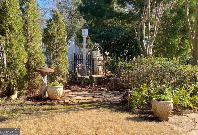 2133 Lucerne Lane SE, Smyrna, GA 30080