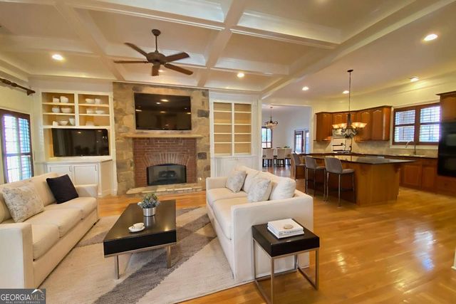 2133 Lucerne Lane SE, Smyrna, GA 30080