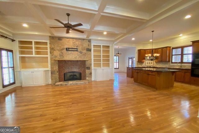 2133 Lucerne Lane SE, Smyrna, GA 30080