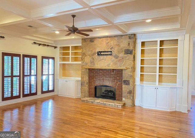 2133 Lucerne Lane SE, Smyrna, GA 30080