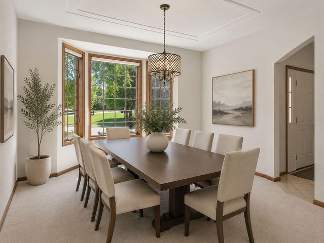 3034 Edgewater Drive, Woodbury, MN 55125