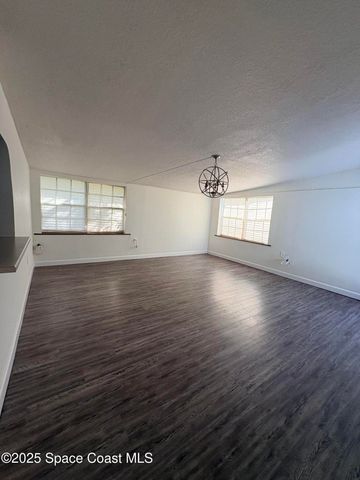 1217 Pinewood Drive, Melbourne, FL 32935