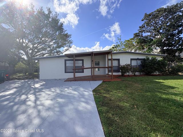 1217 Pinewood Drive, Melbourne, FL 32935