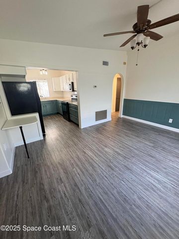 1217 Pinewood Drive, Melbourne, FL 32935