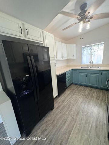 1217 Pinewood Drive, Melbourne, FL 32935