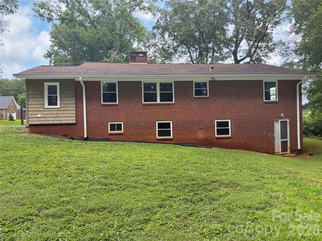 501 Rhodes Avenue, Kings Mountain, NC 28086