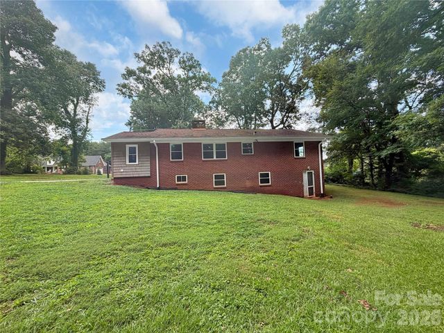 501 Rhodes Avenue, Kings Mountain, NC 28086
