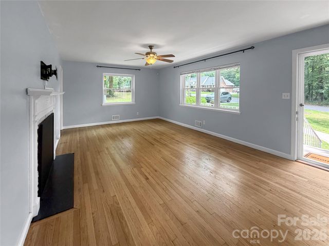 501 Rhodes Avenue, Kings Mountain, NC 28086